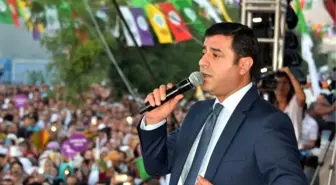 Demirtaş: Darbe Girişiminin İçinde Olan AK Partililer Açıklansın