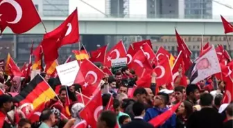 Erdoğan'ın Köln'deki Mitinge Telekonferansla Bağlanmasının Engellenmesi