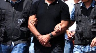FETÖ'den Aranan Savcı 17 Suçtan Aranan Sahte Kimlikle Yakalandı