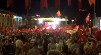 Kayseri Demokrasi Nöbetine, Alman Genç Kız da Destek Verdi