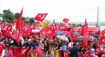 On Binler Darbeye Karşı Demokrasi Mitingi İçin Köln'de Toplandı