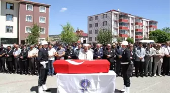 Trafik Kazasında Ağır Yaralanan Polis Memuru Şehit Oldu