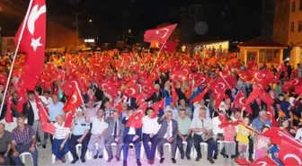 Düzköy'de Demokrasi Mitingi Düzenlendi