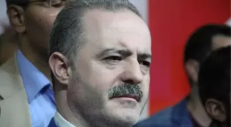 Demokrasi Nöbetinde Ağlatan Konuşma