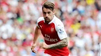 Galatasaray'da Yeni Sağ Bek Adayı Debuchy