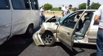 Malatya'da Trafik Kazası: 1'i Ağır 7 Yaralı