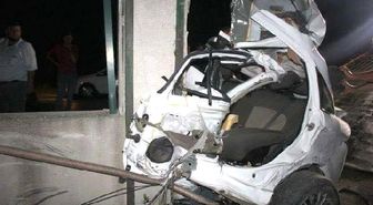İkiye Bölünen Otomobilin Sürücüsü Öldü