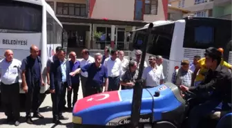 Kurucaovalılar Demokrasi Nöbetine Traktörleri ile Geldi