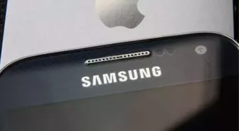 Samsung'a Karşı Apple'a Büyük Destek!