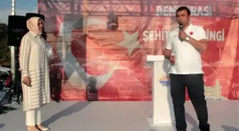 Kırşehir'de Demokrasi ve Şehitler Mitinginde Yaşadıklarını Anlatan AK Parti Milletvekili Ağladı