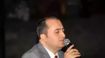 Osman Vahit Özdal'dan Demokrasi Nöbetinde Kur'an-ı Kerim Ziyafeti