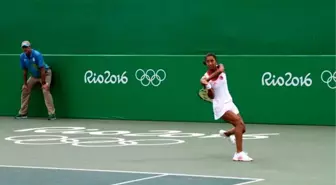 Çağla Büyükakçay, Rio'da İlk Maçında Ekaterina Makarova'ya 2-1 Yenildi