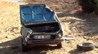 Manisa Sarıgöl Şarampole Yuvarlanan Otomobilde Yaşlı Çift Öldü