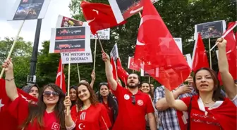 Türk Öğrenci Birliği, İngiliz Medyasını Protesto Etti