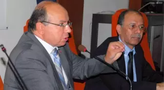 Vali Çiçek, Geri Kabul Merkezi'ni İnceledi