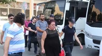 Fetö Operasyonunda Gözaltına Alınan Belediye Personelleri Adliyeye Sevk Edildi