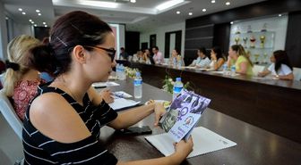 Muratpaşa Belediyesi'nden Kadına Yönelik Şiddete 'Dur' Semineri