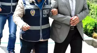 İzmir'de Emniyet ve Şube Müdürlürenin de Aralarında Bulunduğu 51 Polise Gözaltı