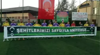 Bozüyük Cihangazi Derneği, Şehitleri İçin Futbol Turnuvası Düzenledi