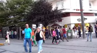 Eskişehir - Özgür Gündem'in Kapatılmasını Protesto Eden Hdp İl Başkanı ile Birlikte 11 Kişiye...