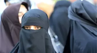 Almanya'da Burka Yasağı Tartışmaları