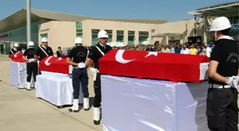 Elazığ Şehitleri Memleketlerine Uğurlandı