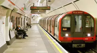 Londra Metrosu Hafta Sonları 24 Saat Sefer Düzenleyecek