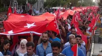 Van'da Darbe ve Teröre Lanet Yürüyüşü