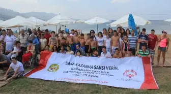 Burhaniyeli Özel Sporcular Bandırma Etkinliğine Katıldı