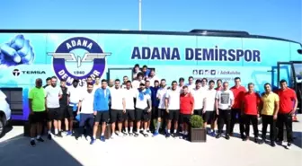 Sahada Gözyaşı, Soyunma Odasında Sevinç Çığlıkları