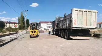 Avanos'ta Kaldırım ve Yol Yapım Çalışmaları Devam Ediyor