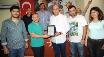 AK Parti Yenişehir İlçe Yönetiminden İşadamı Bozkurt'a 'Demokrasi' Plaketi