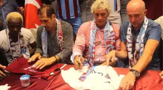 Trabzonspor'un Eski Futbolcuları Taraftarla Buluştu