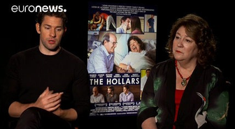 İlginç Bir Aile Dramı: The Hollars