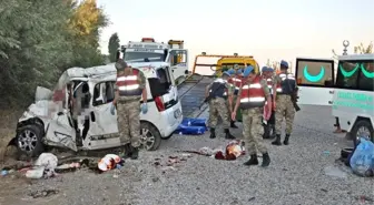 Gölbaşı'nda Feci Kaza! Düğün Yolunda Can Veren 7 Kişinin Kimliği Belli Oldu