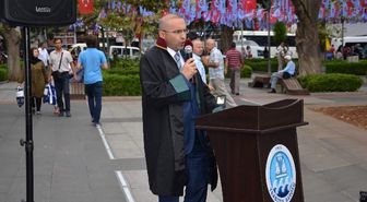 Avukatlar Trabzon'da Adli Yıl Açılışı İçin Meydan Parkı'nda Toplandılar