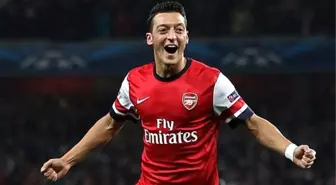 Mesut Özil, Arsenal'da 10 Numaraya Kavuşuyor