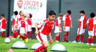 Yılmaz Vural ve İbrahim Toraman, Arsenalli Futbolcuları Çalıştırdı