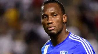 Drogba, Fildişi Sahilleri'nde Futbol Okulu Açan Galatasaray'a Yardım Ediyor