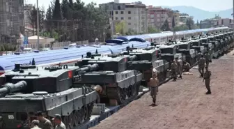 İstanbul'dan İslahiye'ye Tank Sevkiyatı Sürüyor