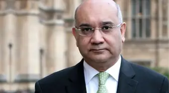 Keith Vaz'ın Erkek Eskortlarla Yeni Yazışmaları Ortaya Çıktı