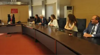 Kılıçdaroğlu, Fransız Sosyalist Parti Ulusal Sekreter Yardımcısı ve CHP Bursa İl Başkanını Kabul...