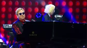 Elton John, Expo'da Konser Verdi