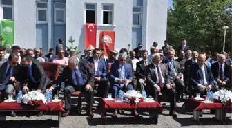 Kars'ta Damızlık Boğaların Dağıtımı Yapıldı
