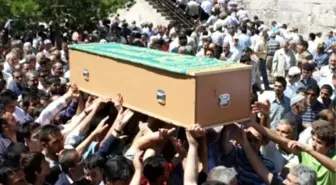 Kocatepe'nin 25 Yıllık Baş İmam Hatibi Son Yolculuğuna Uğurlandı