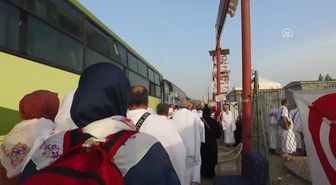 Hacı Adaylarının Arafat Yolculuğu Başladı
