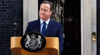 David Cameron'dan İkinci İstifa