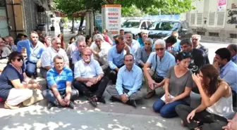 Hdp İzmir'de Oturma Eylemi Yaptı