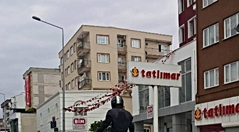 Motor Sürücüsünden Tehlikeli Yolculuk