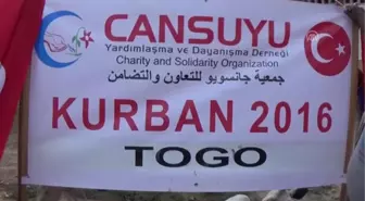 Cansuyu Derneğinden Togo'ya Kurban Yardımı